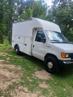 2006 Ford E-350