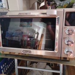 De'Longhi Livenza Convection Oven
