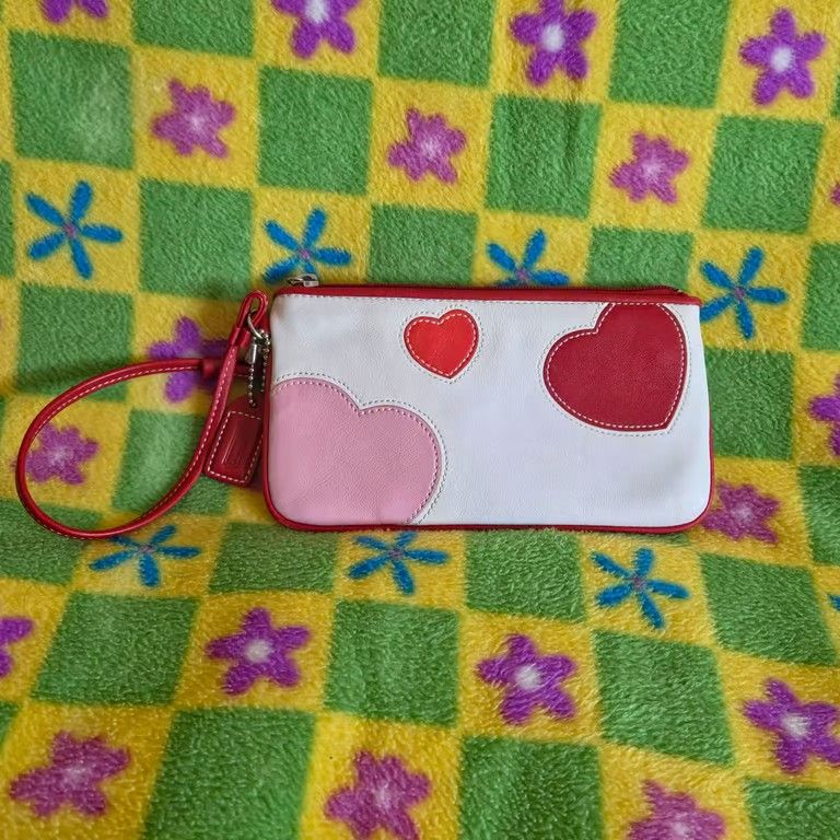 Rare Vintage Coach Leather Valentines Wristlet