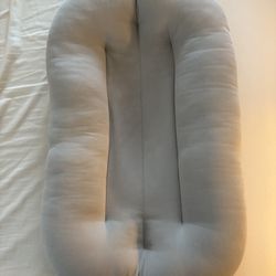Snuggle me Infant Lounger