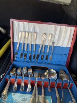 50 piece silver ware