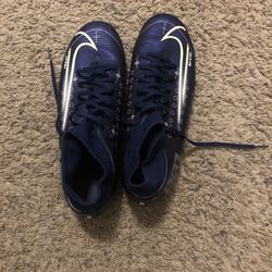 Nike Superfly Size 7 