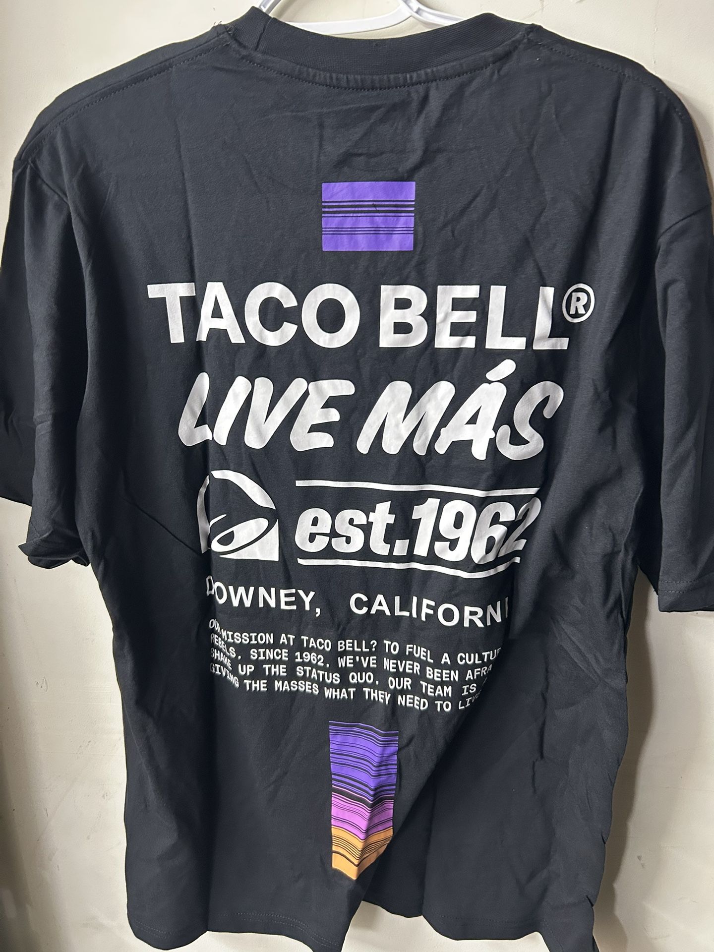 Taco Bell Employee Live Mas T-Shirt size M