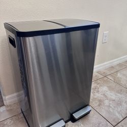 16 Gallon Kitchen Trash Can