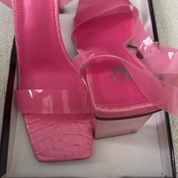 Pink High Heels 👠 