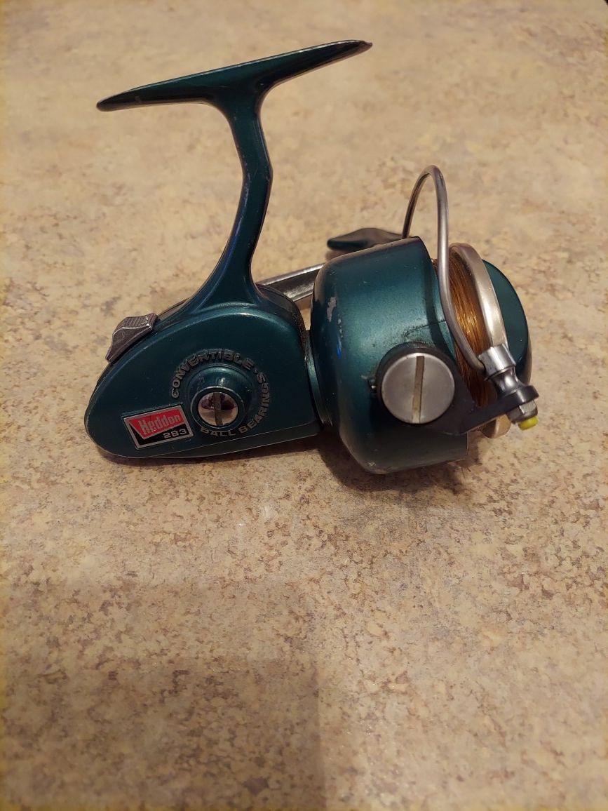 Vintage Heddon 283 fishing reel