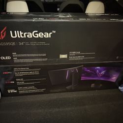 LG ultragear gaming monitor 34gs95qe