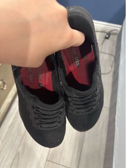 Nonslip work shoes size 8