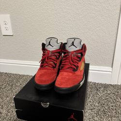 Jordan 5 Raging Bull 