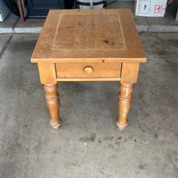 Broyhill End Table