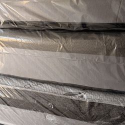 Full mattress with Boxspring