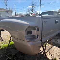 99-06 Chevy stepside shortbed parts