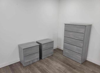 Tall Dressers and 2 Nightstands ⚜️ Gavetero y 2 Mesitas de Noche 🚚