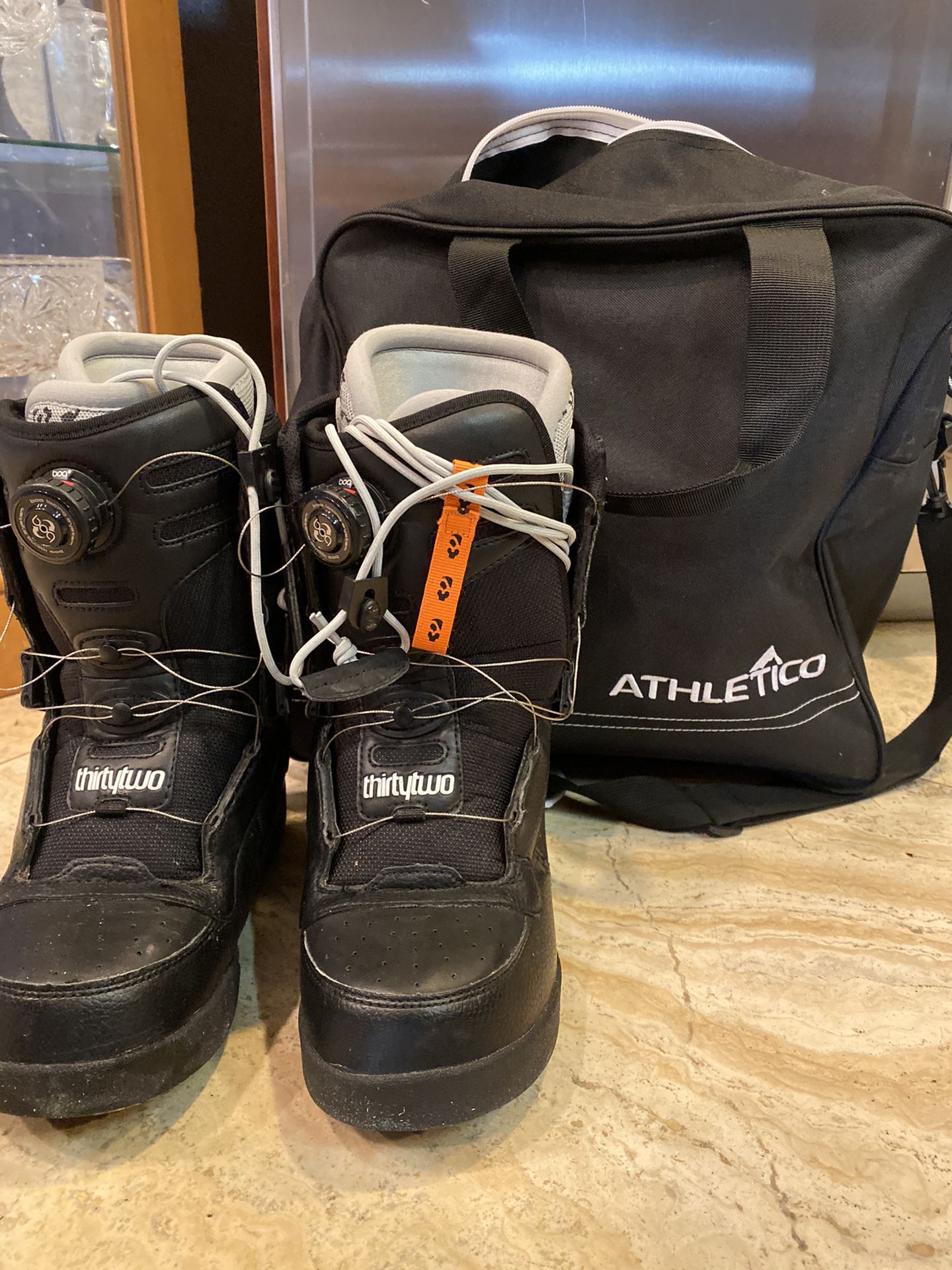 ThirtyTwo Niu BOA Snowboard Boots, Size 7.5 + Bag!