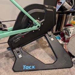 Tacx Neo 2t - Direct Drive Trainer