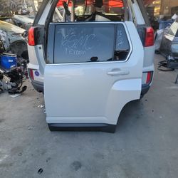 10/17 GMC TERRAIN Left Rear Door $350 Inner Pannel $100