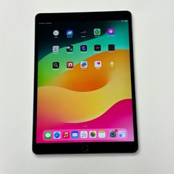 Apple iPad Pro 1st Gen A1709 10.5” Wi-Fi + Unlocked Cellular 64GB Tablet