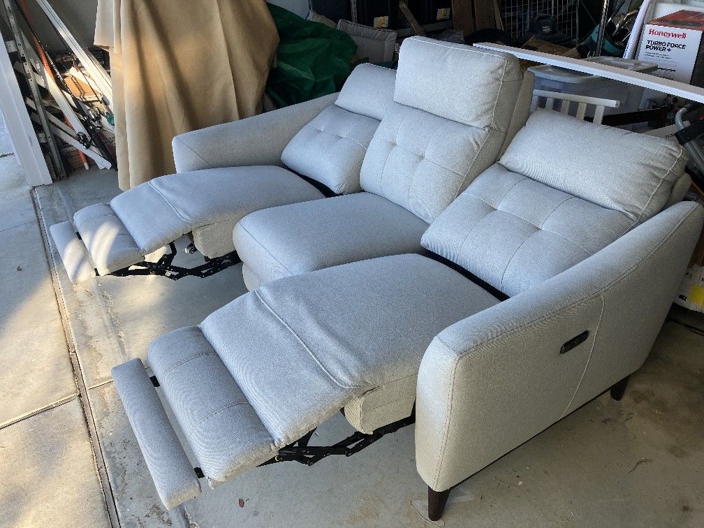 Couch, Recliner Electronic Controlled Gray