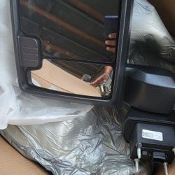 20-24 GM Truck Driver Side Mirror 