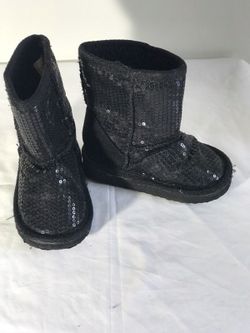 Black sequins girls boots size 5/6 super cute