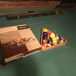 Old Pool Table Accepting Offers