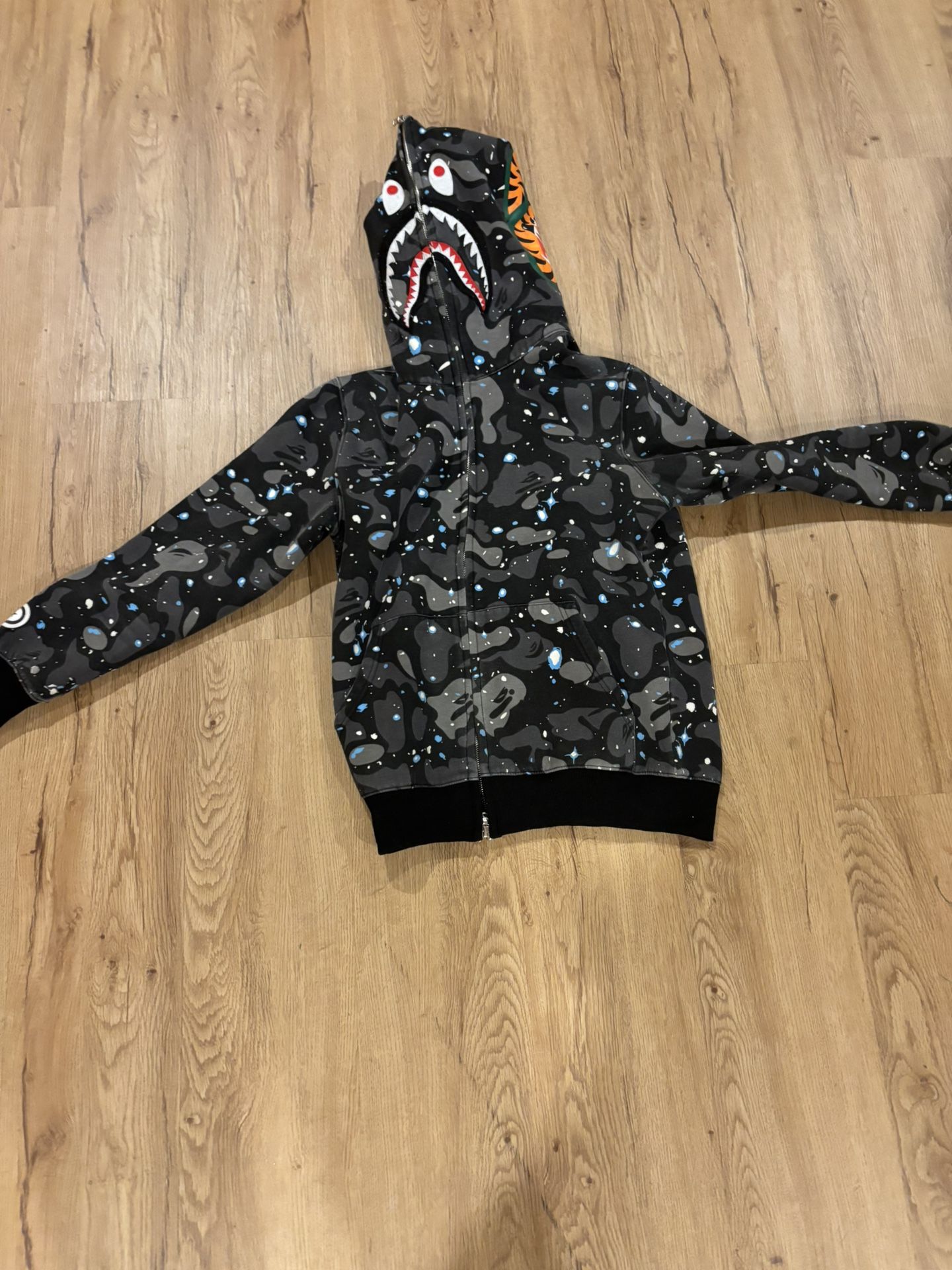 Bape Hoodie Size Xs