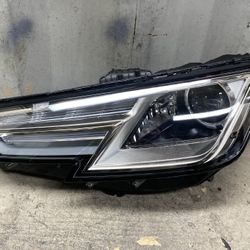 2017 2018 2019 Audi A4 S4 Left Driver Side Xenon Headlight OEM 8W0941005B