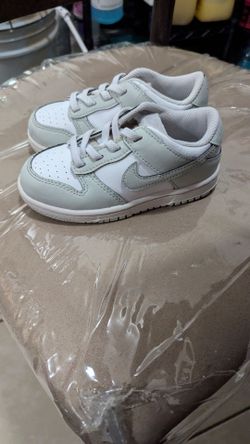 Kids dunks size 9C