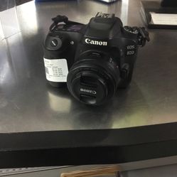 Camera EOS 80D