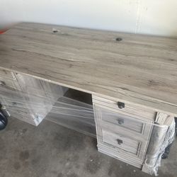Office Desk