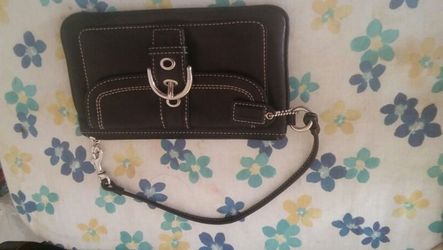 Black Authentic Coach wristlet