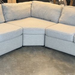 3 Piece Sectional “103X35x103” 