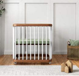 Nestig Cloud Crib 3-in-1 Luxury Solid Wood Baby Crib