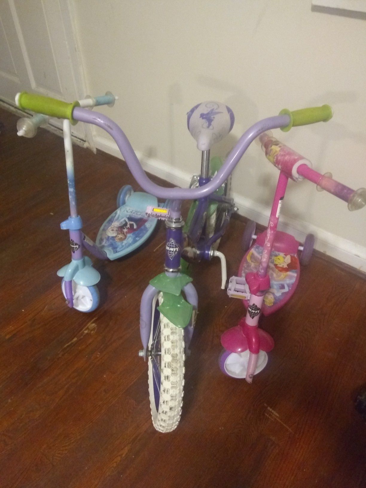 Girls bike and scooter's