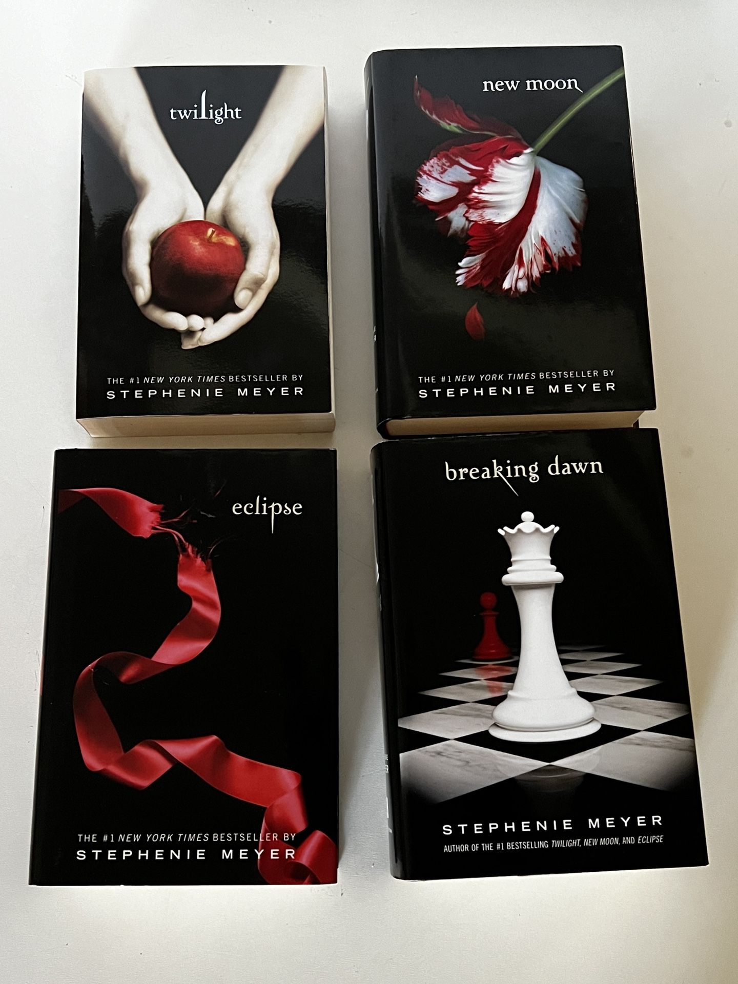 Twilight Saga Books 1-4