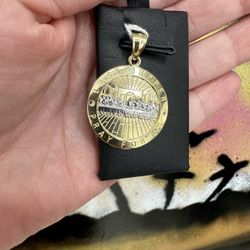 10k LA ÚLTIMA CENA CHARM 