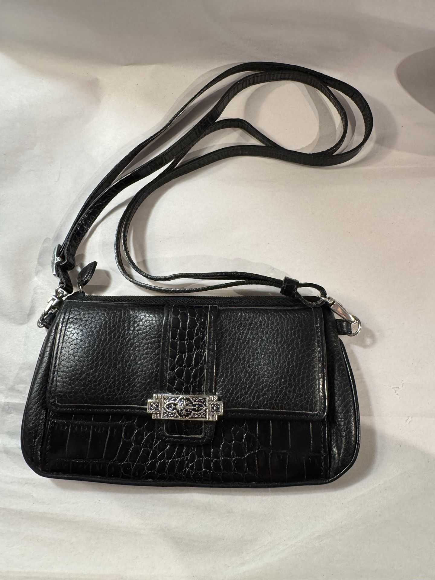 Vintage Brighton crossbody detachable adjustable strap wallet purse black w/silvertone design hardware