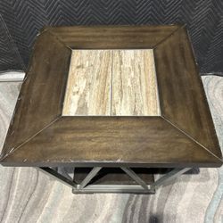 CONTEMPORARY COFFEE TABLE (DELIVERY AVAILABLE