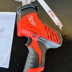Milwaukee M12 12V Lithium-lon HACKZALL Cordless Reciprocating Saw (Tool-Only)