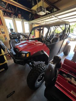 Polaris 2012 800