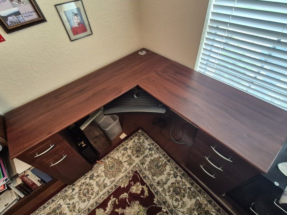 Corner Computer Desk