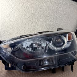 Headlight Mazda Cx3 2016 Original Excellent Conditions 
