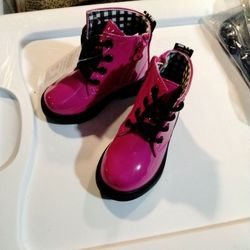 Kids Boots Size 5 Kids 12/18 Months