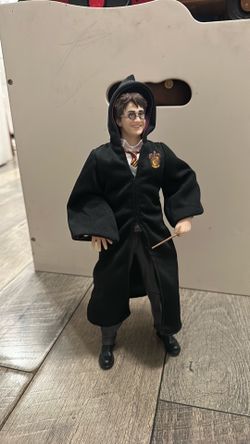 Harry Potter Deluxe Magic Powers Doll 2003 12" Figure Only