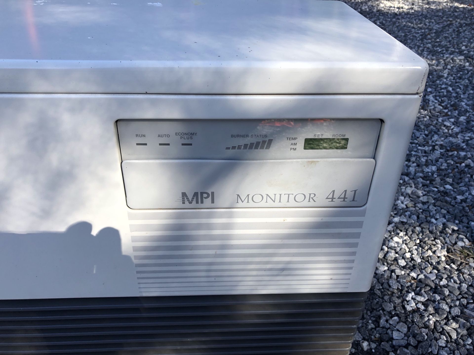 Monitor Model 441 kerosene heater and 330 gallon tank, all parts