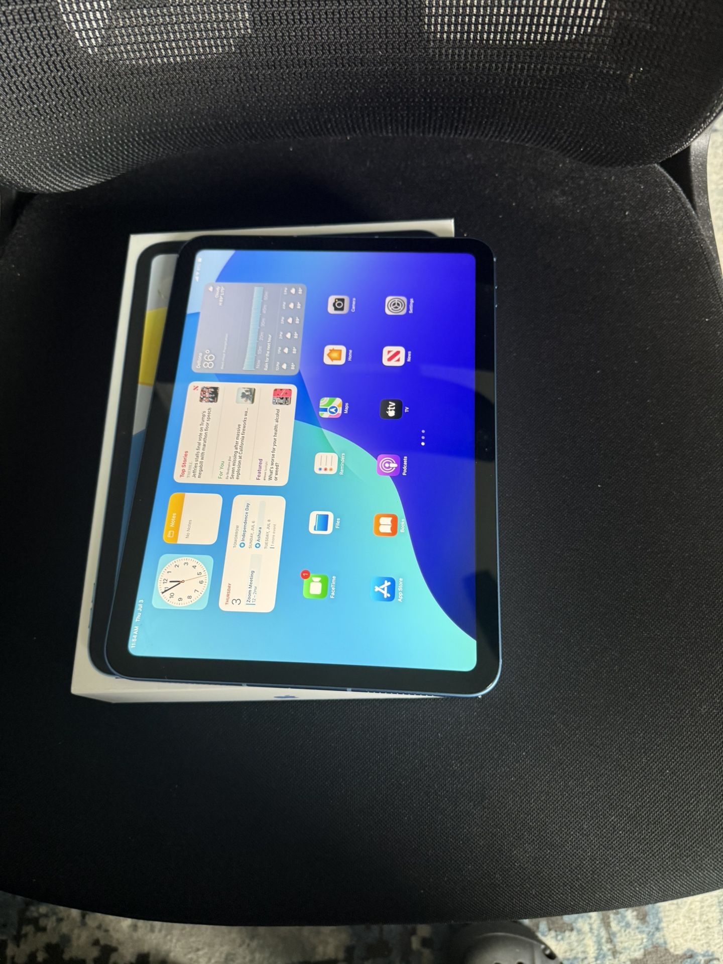 Selling or trading an IPad 11” 2025 Blue/WiFi