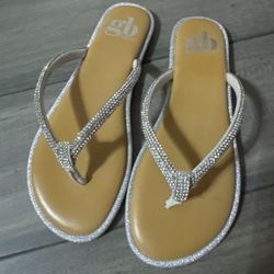 GB girls Kids Sandals Size 1 (runs Small) More Like A 12 Or 12.5