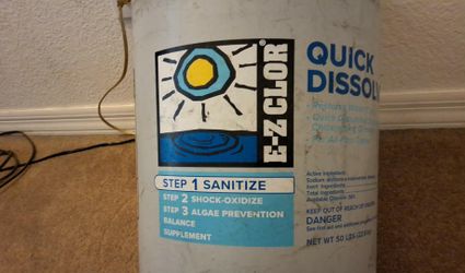 E-Z CLOR Shock 50lb Bucket