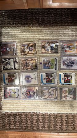Caleb Williams NFL Rookie Card Lot (16 Cards)
