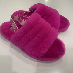 Ugg Oh Yeah Pink Women’s Fuzzy Slip On Slipper, Size 6